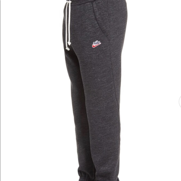 Nike | Pants | Nike Sportswear Heritage 